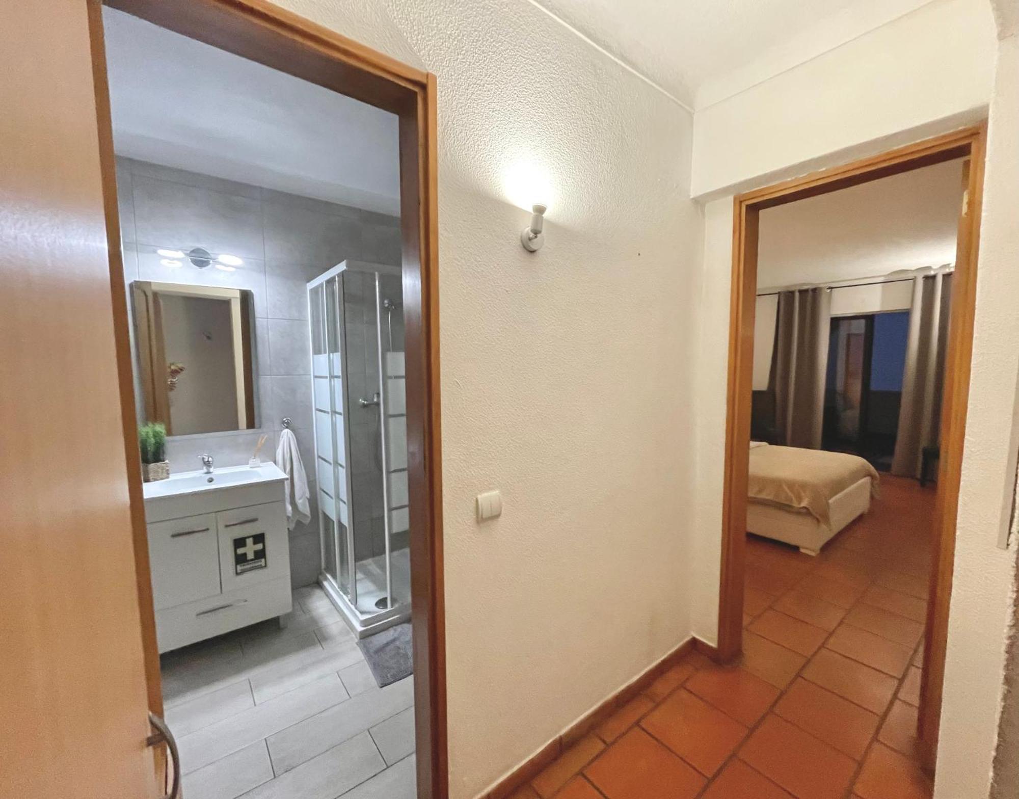 Apartamento Bem Localizado Albufeira Luaran gambar